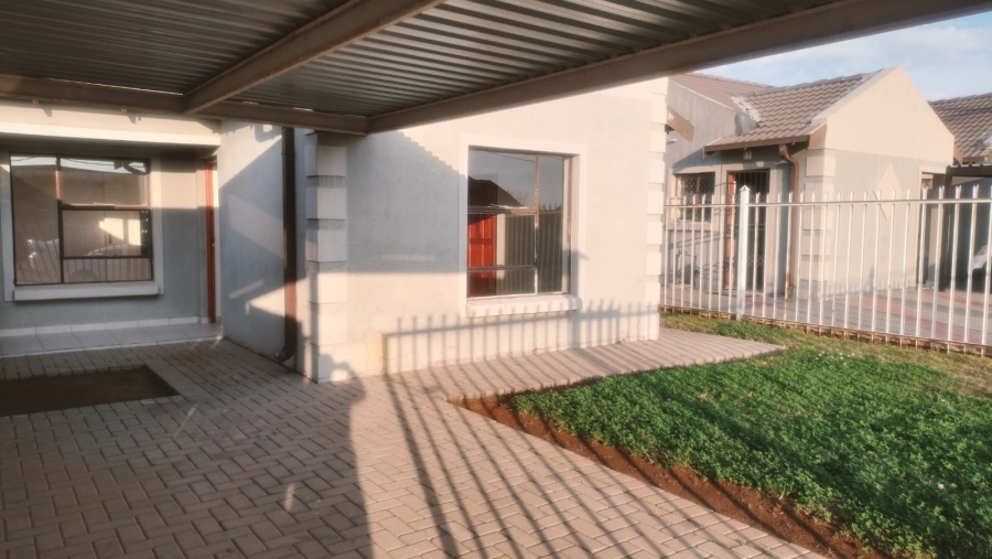 3 Bedroom Property for Sale in Mandela View Free State